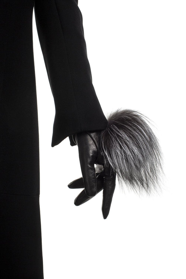 Zijden gevoerde leren dameshandschoenen met pom pom van vossenbont-Veronique pom pom