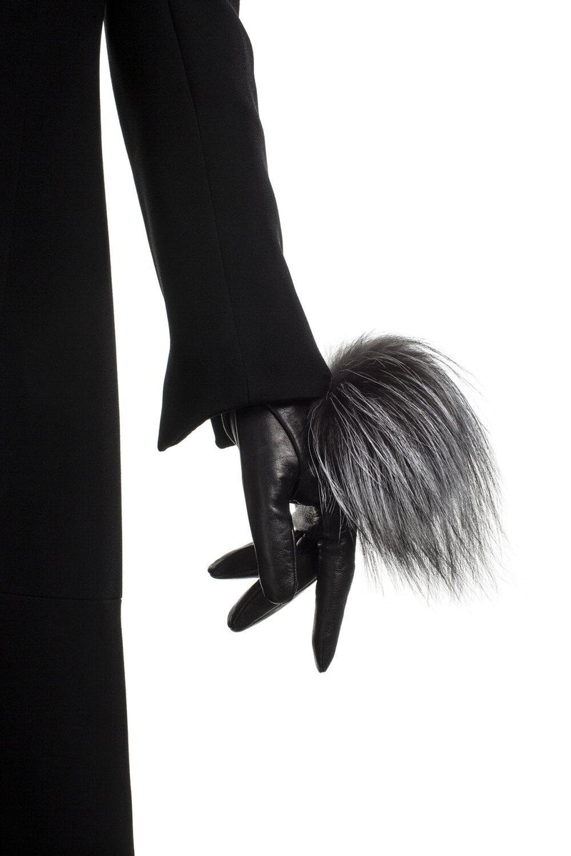 Zijden gevoerde leren dameshandschoenen met pom pom van vossenbont-Veronique pom pom