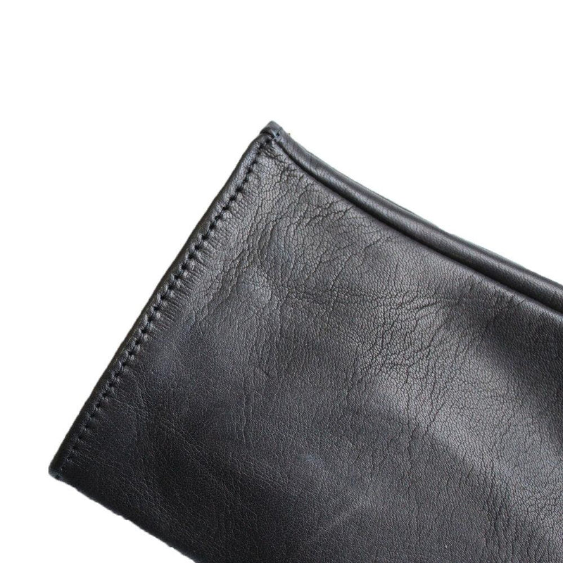 Vingerloze lederen dameshandschoenen met zijden voering - Fergie lederen manchet