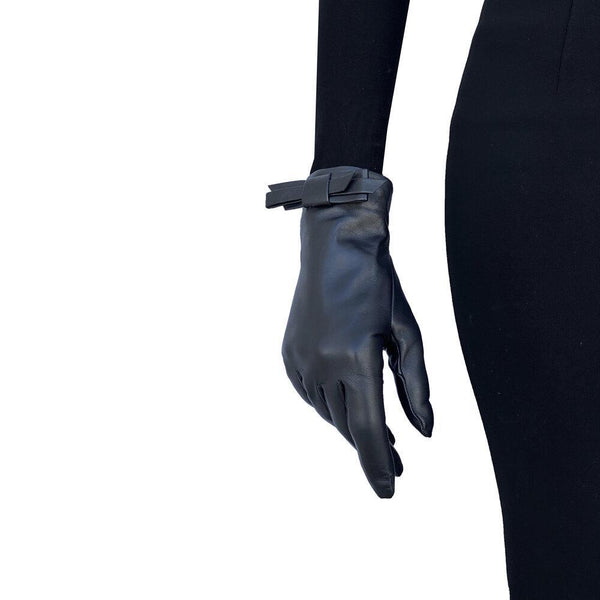 Dameshandschoenen van zwart leer met klassieke strik-meryl