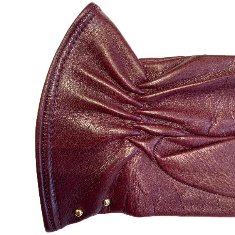 Leren dameshandschoenen met studs en gerimpelde polsmanchetten-Winnie Wood