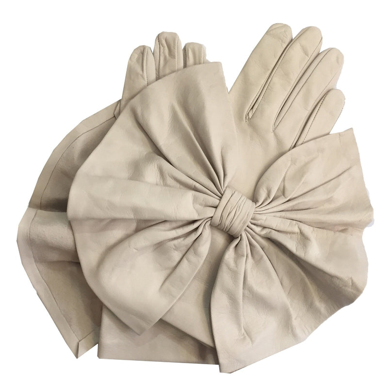 Dameshandschoenen van luxe leer met oversized strikdetail-Minnie Massive