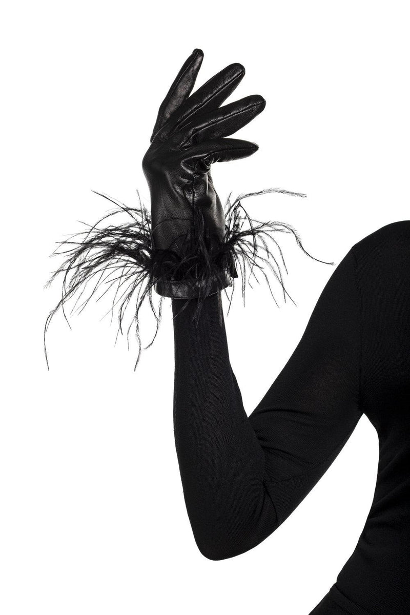 Dameshandschoenen van zijde gevoerd zwart leer met manchet van struisvogelveren -Simone